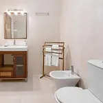 Apartament Ferrel Apartment *